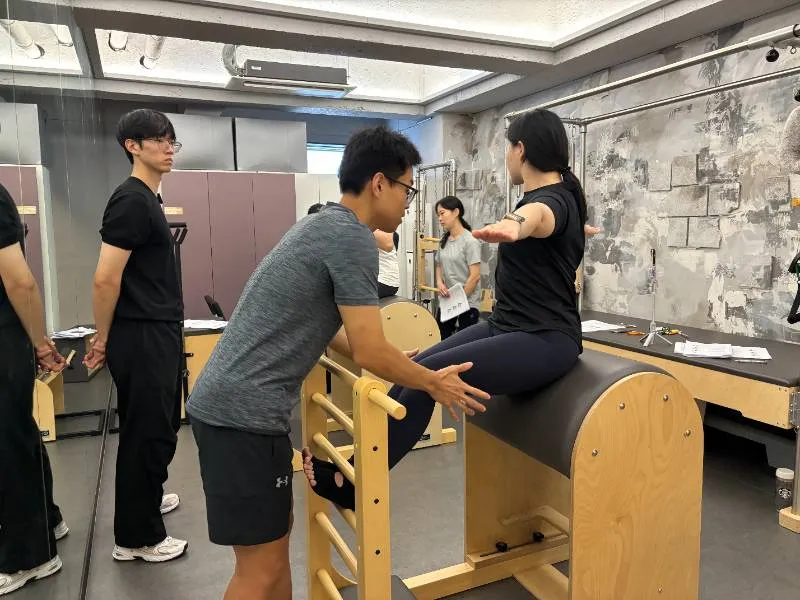 왜 같은 동작을 반복할까? 필라테스 반복의 숨겨진 힘